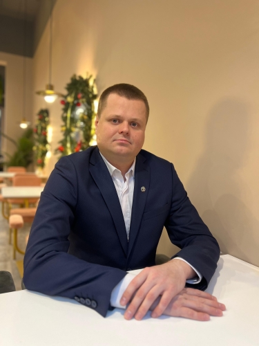 Максименко Юрий Андреевич